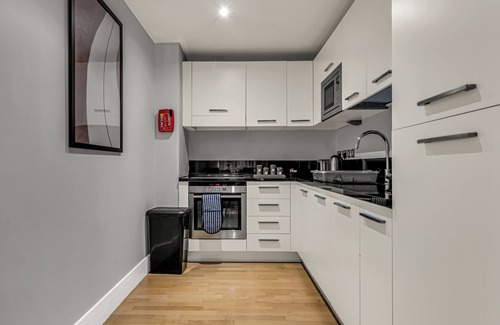 Queenhithe Apartment | Elegant One Bedroom Apartment near St. Paul's Blackfriars