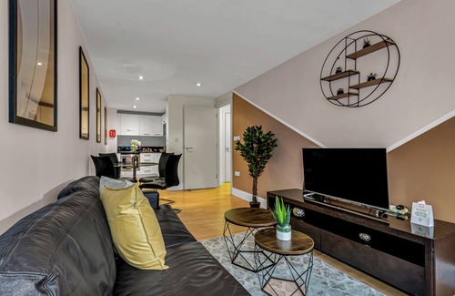 Queenhithe Apartment | Elegant One Bedroom Apartment near St. Paul's Blackfriars