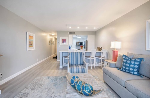 Captiva Apartment | Elegant One Bedroom Villa w/Direct Beach Access & Stunning Gulf Coast Views