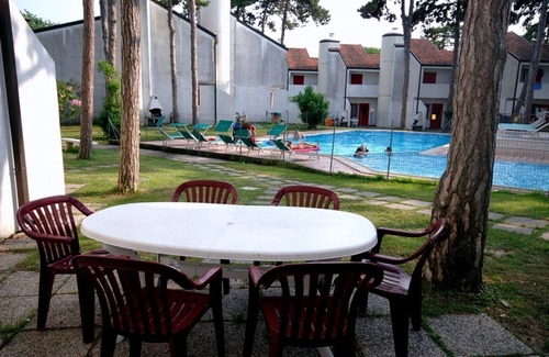 Lignano Pineta Apartment | Elegant penthouse in a new complex with pool