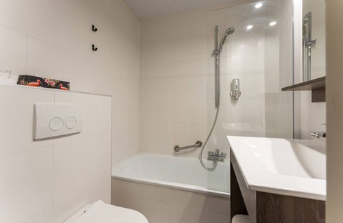 Historical Center Bruges Hotel | Elegant Room in Bruges' Heart