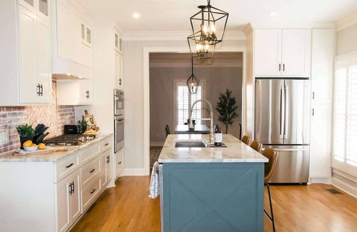Belle Meade House | Elegant Sylvan Park Estate Getaway