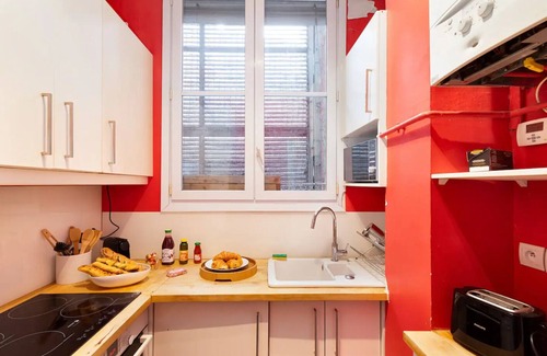 Batignolles Apartment | Elegant, Warm & Large Apartment Easy Access to the Champs Elysées