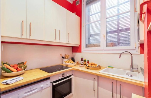 Batignolles Apartment | Elegant, Warm & Large Apartment Easy Access to the Champs Elysées
