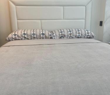 Recoletos Apartment | Elegante Apartamento en Serrano-Recoletos