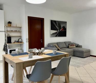 Vanzago Apartment | Elegante Casa -Rho Fiera