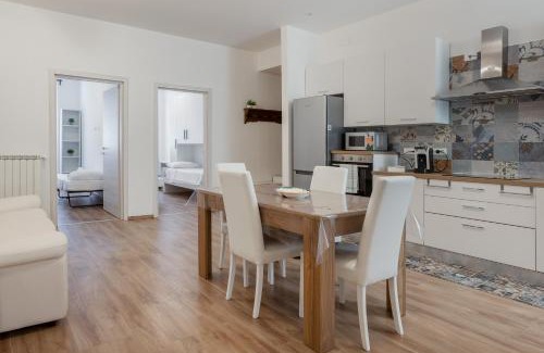 Trieste Old Town Apartment | Elegante rifugio D'Annunzio con parcheggio a Trieste