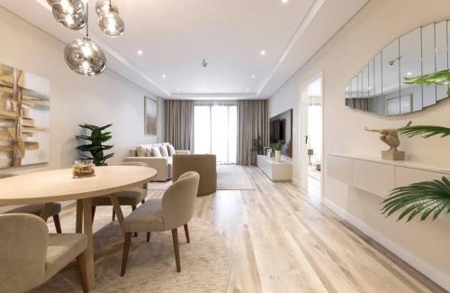 Palm Jumeirah Apartment | Elegantly Renovated 1BR Apartment at 5 Star Resort