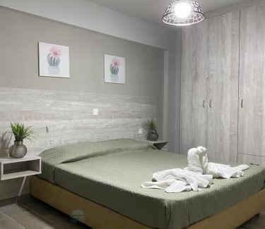 Panormos Apartment | Elena's Apartment