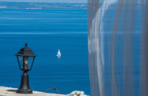 Xirokastello House | Eleni One Bedroom Villa with Sea View