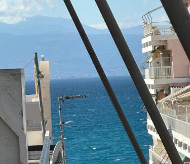 Loutraki Apartment | Eleni’s Mountainview Central Studio by the Sea