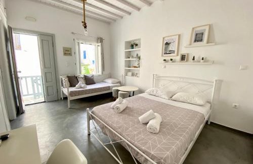Mykonos Apartment | Elenita’s Mykonos town flat