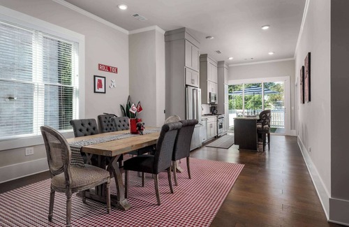 Druid City House | Elephant In The Room- Walk to UA and Downtown