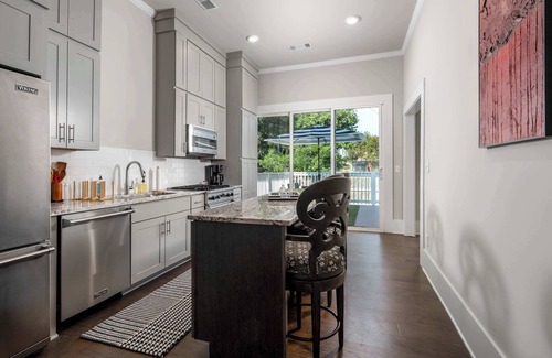 Druid City House | Elephant In The Room- Walk to UA and Downtown