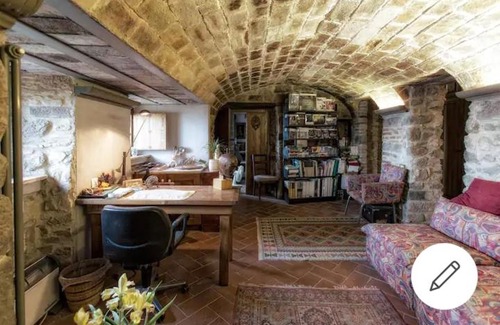 Montecatini Val di Cecina Apartment | Elettra Flower