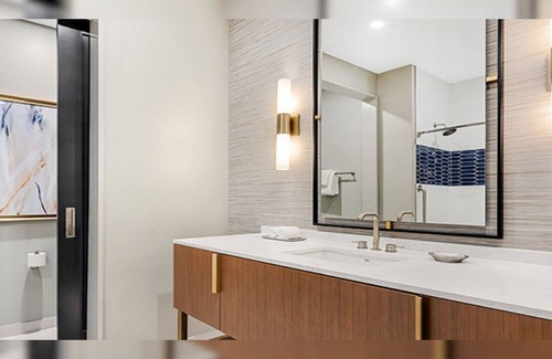 Downtown Atlanta Resort | Elevate Your Escape with Wyndham Atlanta – 1 Bedroom Presidential