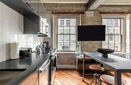 Central Business District Hotel | Elevate Your Stay: Modern 1BR Condo in New Orleans