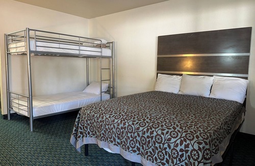 South Lake Tahoe Cabin | Elevation Lodge