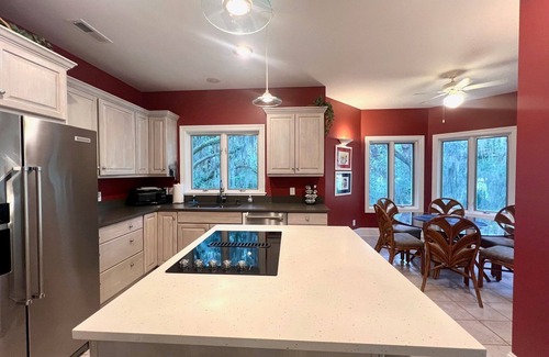 Seabrook Island House | Elevator, fairway golf views, club access, and mile to beach.