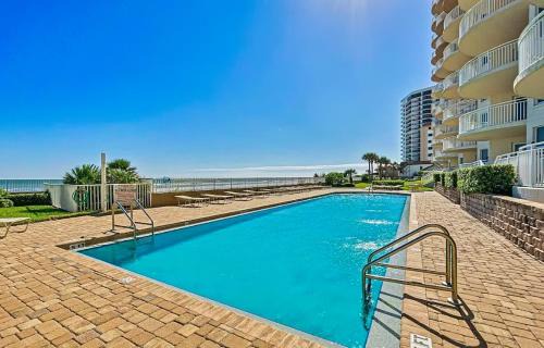 Daytona Beach Shores Apartment | Eleventh Heaven at The St Maarten