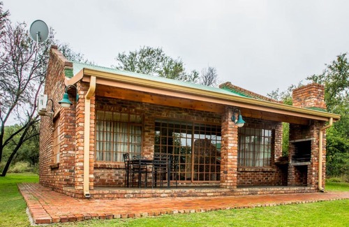 Potchefstroom Cabin | Elgro River Lodge