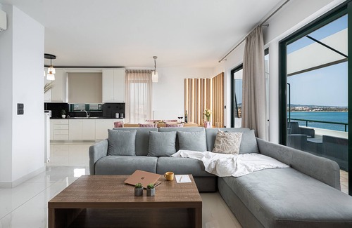 Nea Chora Apartment | Elia Penthouse