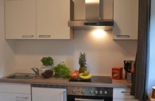 Hart Apartment | Elisabeth: 1-2 pers., 40sqm, walk-in shower, WLAN, separate garden with patio, ground floor