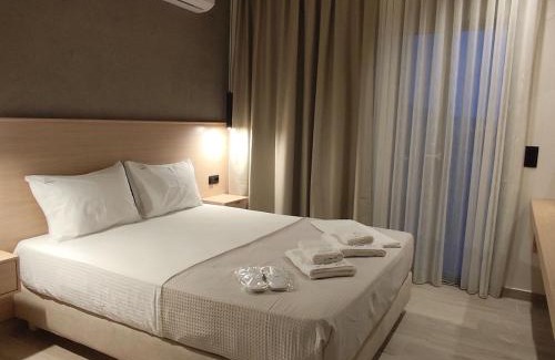Chrisi Akti Apartment | Elisavet