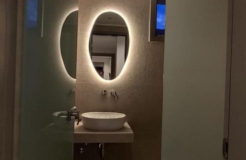 Chrisi Akti Apartment | Elisavet