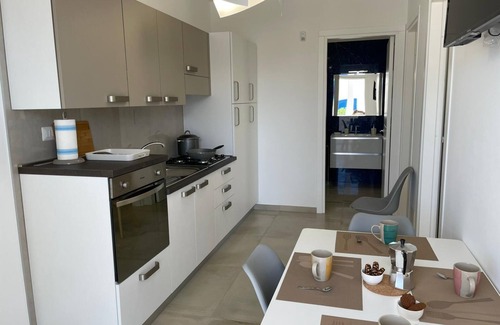 Torre Suda Apartment | Elite Luxury Residence Appartamento con Piscina a due Passi dal Mare