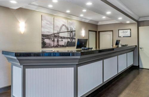 Newport Hotel | Elizabeth Oceanfront Suites, an Ascend Collection Hotel