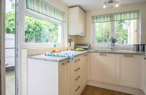 New Quay Cottage | Ellesmere, New Quay - Three Bedroom Cottage, Sleeps 5