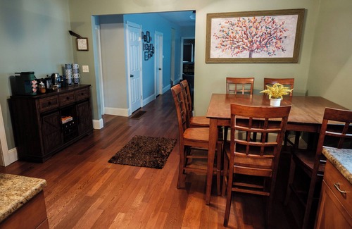 Ellicottville House | Ellicottvilla, Ellicottvilla: A four-bedroom, seven bed mountain retreat