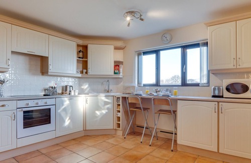 Chesterfield House | Elm Croft - One Bedroom House, Sleeps 2
