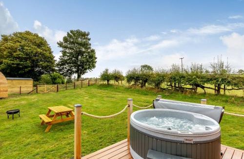 Welshpool House | Elm-Uk36259