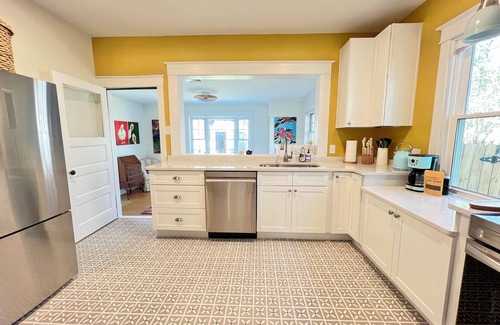 Richmond House | Elmsmere Bungalow