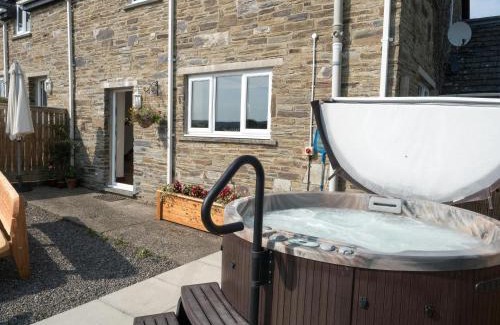 Cardigan House | Elmtree Cottage Cardigan