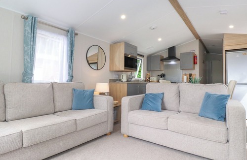 Troutbeck Bridge Cottage | ELTON'S ESCAPE, pet friendly, with a garden in Windermere
