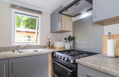 Troutbeck Bridge Cottage | ELTON'S ESCAPE, pet friendly, with a garden in Windermere