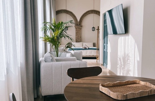 Melegis Hotel | Elysium Restaurant & Boutique Hotel