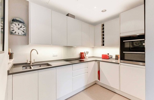 Chelsea Apartment | Embankment Gardens | Pro-Managed