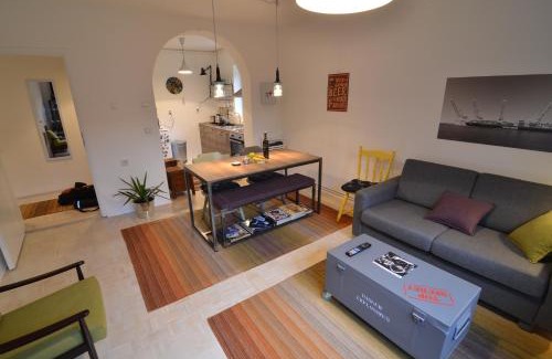 Sarajevo Apartment | Embassy of Industry + free parking
