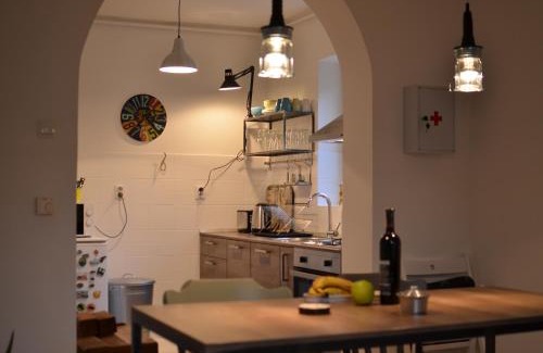 Sarajevo Apartment | Embassy of Industry + free parking