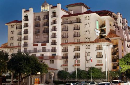 Irving Hotel | Embassy Suites by Hilton Dallas DFW Airport South