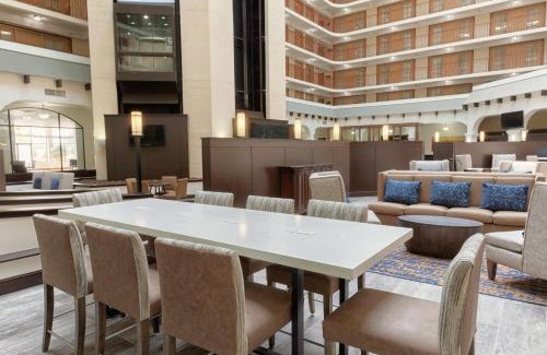 Tulsa Hotel | Embassy Suites by Hilton Tulsa I-44