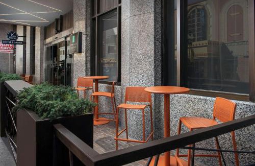 Downtown Knoxville Hotel | Embassy Suites By Hilton Knoxville Downtown