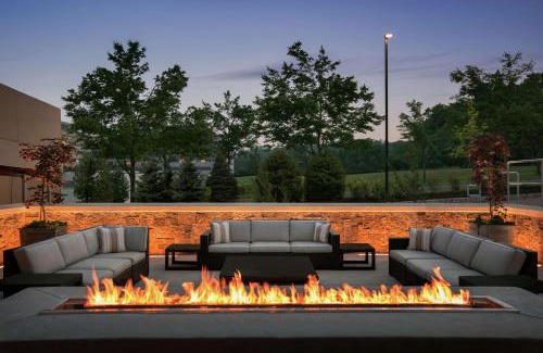 Berkeley Heights Hotel | Embassy Suites By Hilton Berkeley Heights