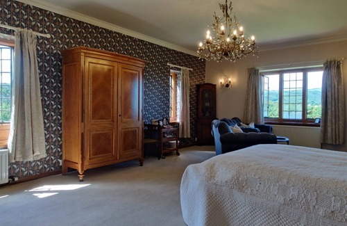 Bossington Bed & Breakfast | Embercombe Superking or Twin