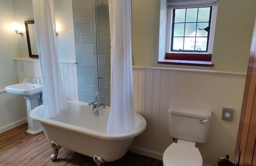 Bossington Bed & Breakfast | Embercombe Superking or Twin