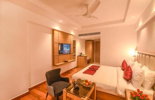 Mysore Hotel | Emerald Clarks Inn Suites